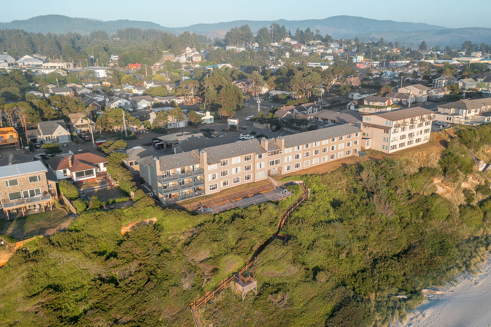 Surfland Hotel